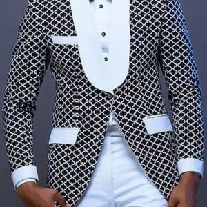 Fashionable And Personalized Men’s Casual Suits